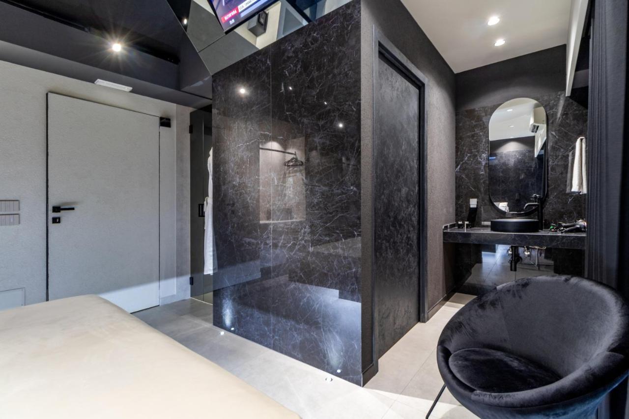 4 Suites " Unconventional Living Rooms " CTA Eksteriør bilde