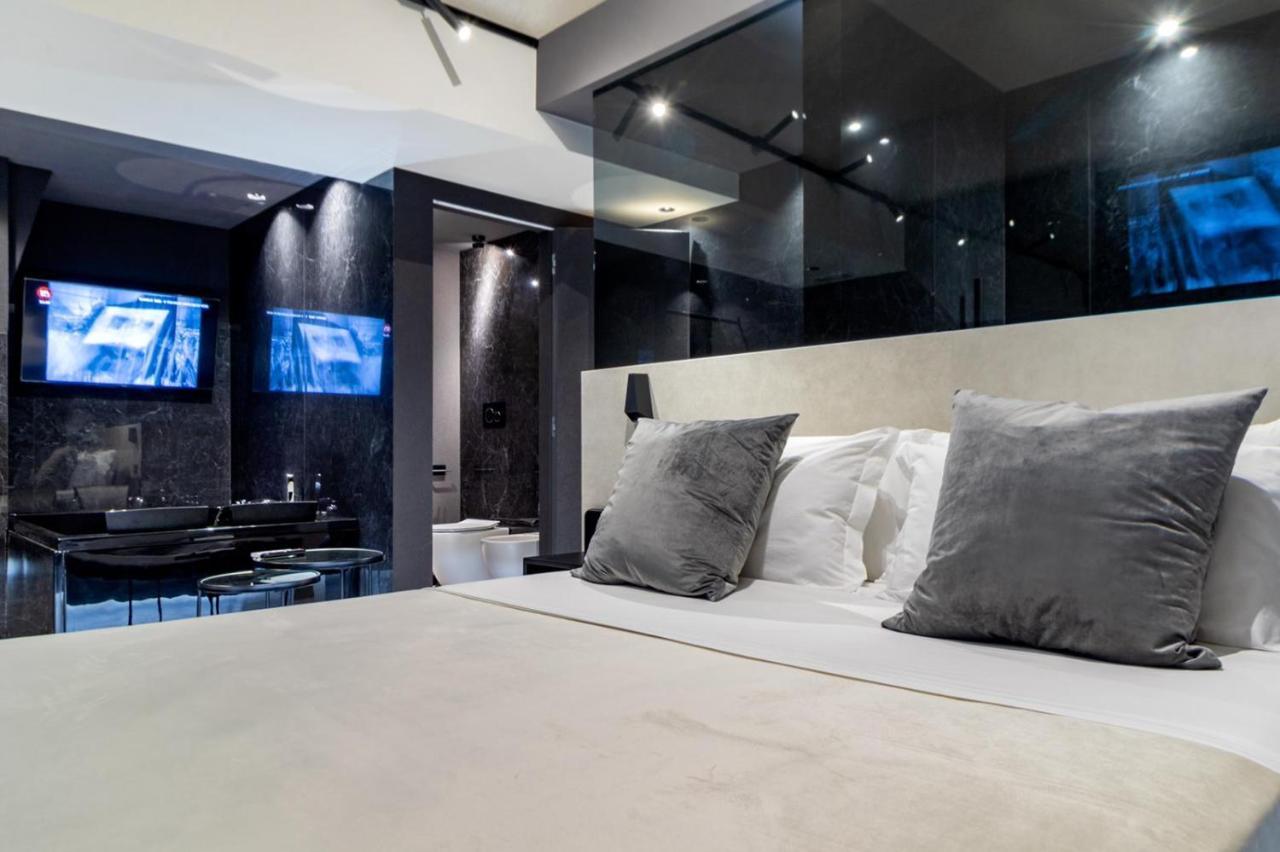 4 Suites " Unconventional Living Rooms " CTA Eksteriør bilde